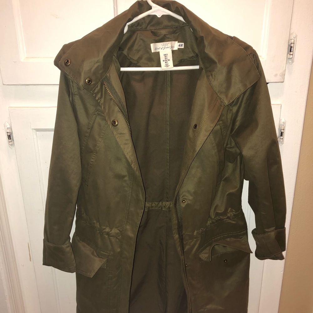 Army Green Drawstring Cargo jacket w/ hood!